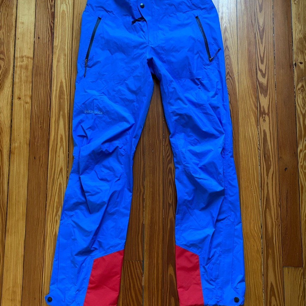 Patagonia women’s Gore-Tex Alpine Pants Medium